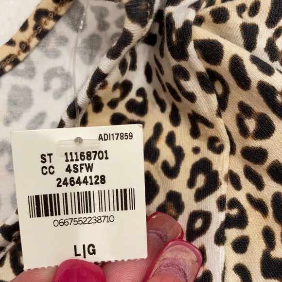 NWT PINK Victoria’s Secret L animal print bodysuit - Picture 7 of 8